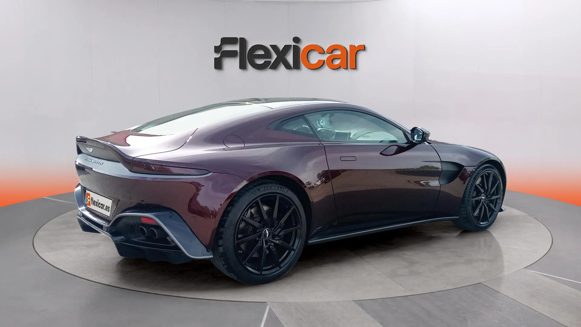 Aston Martin Vantage 4.0 V8 - foto 2