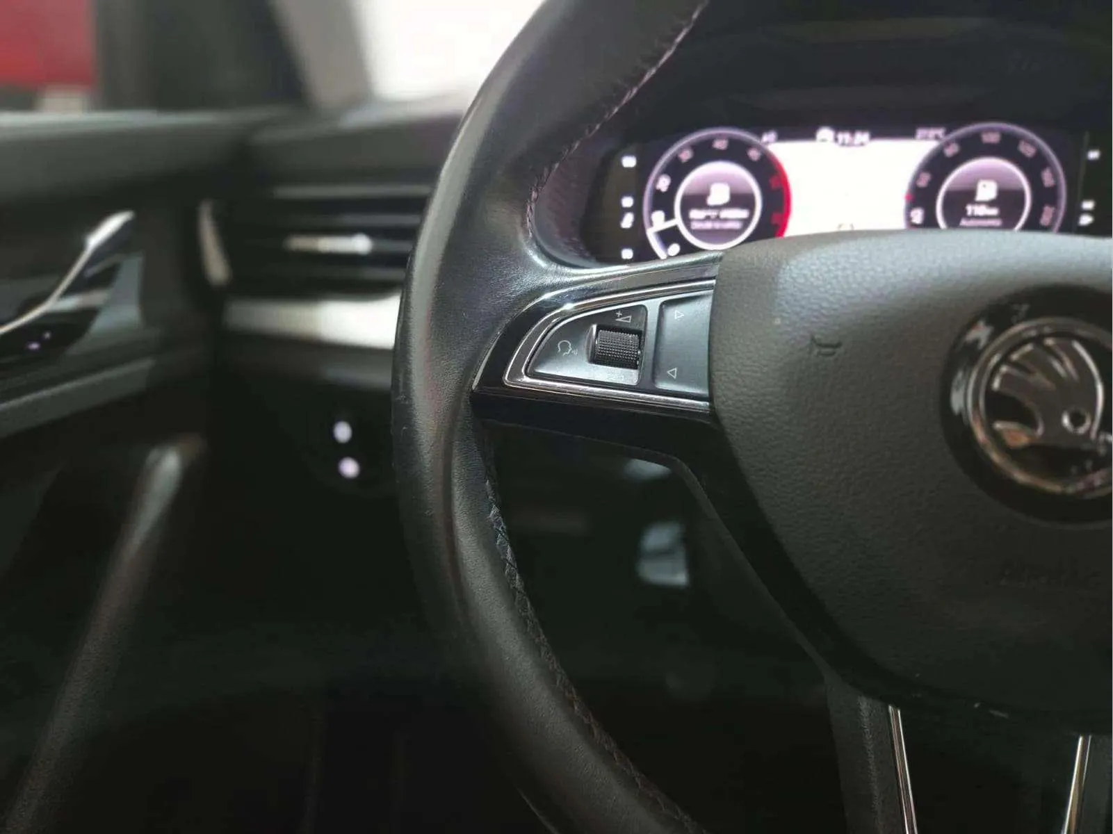 Škoda Scala 1.0 TSI Style - foto 17