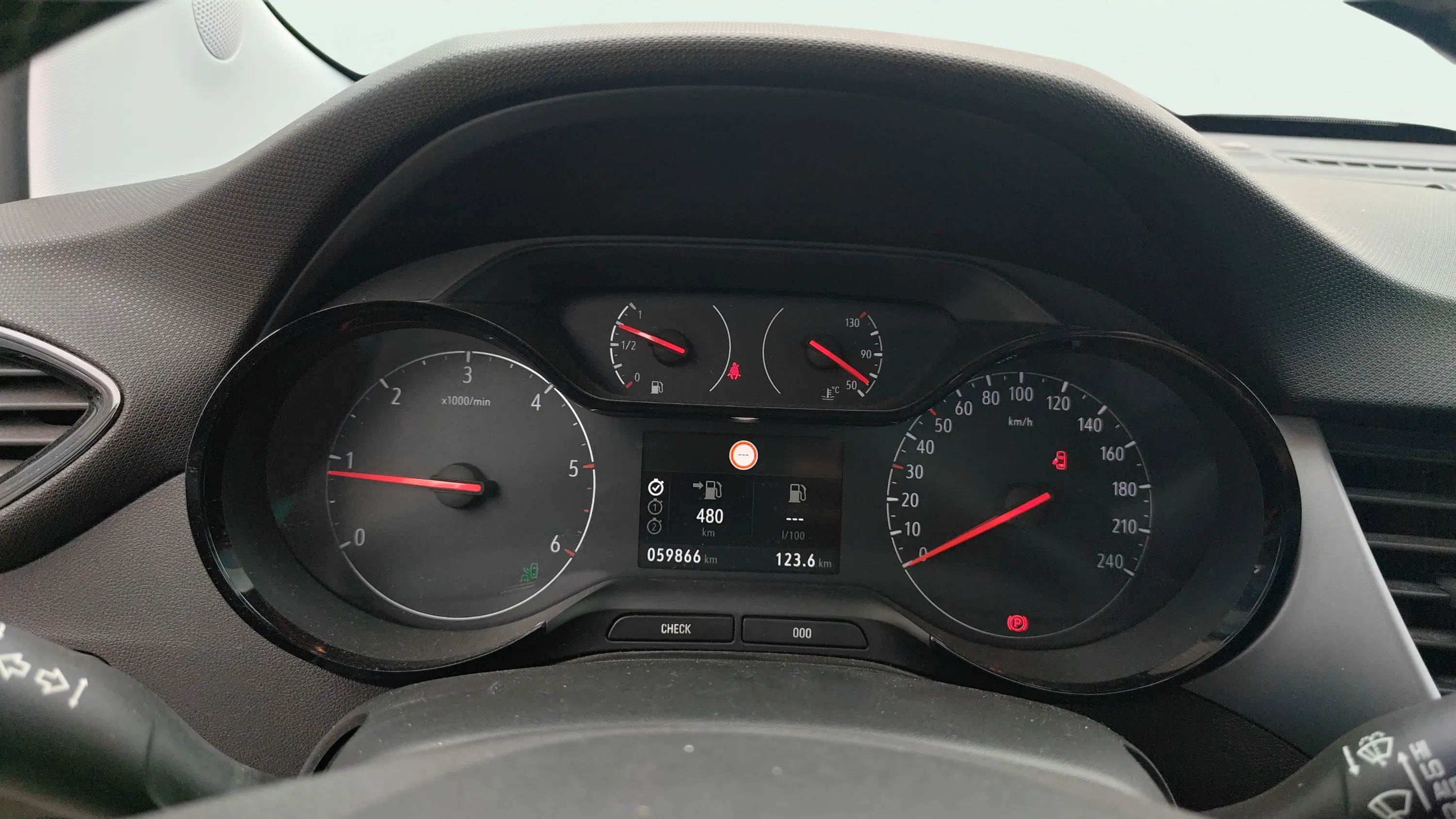Opel Crossland 1.6T Excellence - foto 12