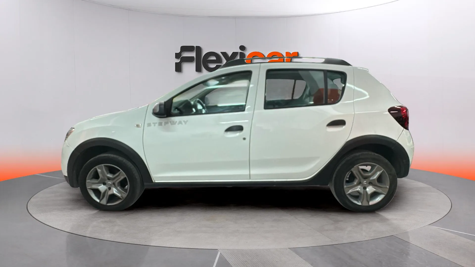 Dacia Sandero Stepway Essential TCe - foto 5