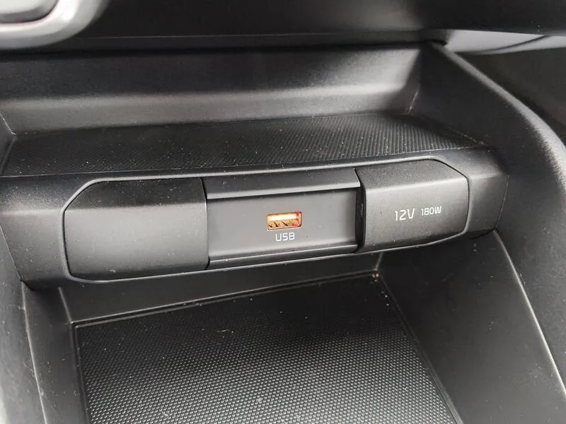 Kia Stonic 1.2 DPi Concept - foto 15