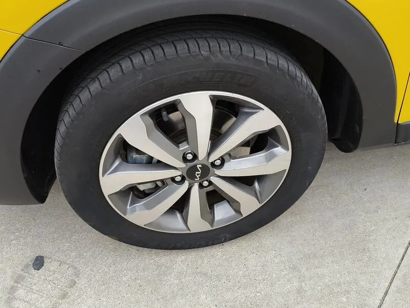 Kia Stonic 1.2 DPi Concept - foto 41