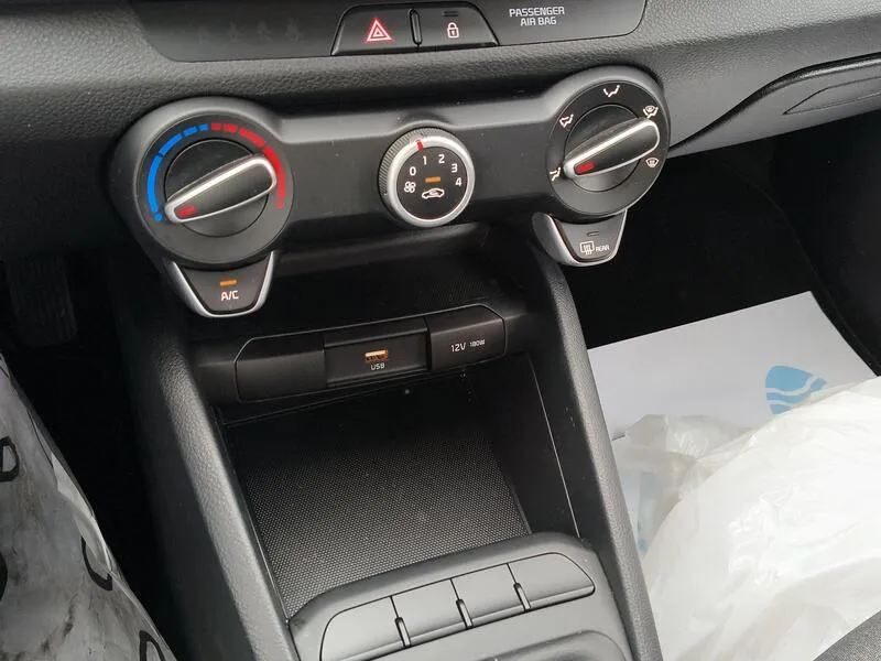 Kia Stonic 1.2 DPi Concept - foto 12