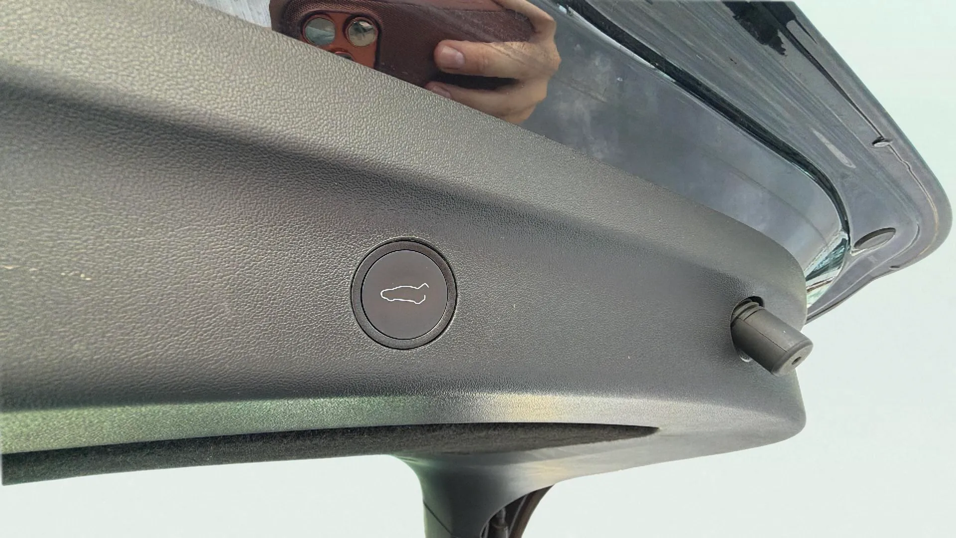 Tesla Model Y Tracción Trasera RWD - foto 41
