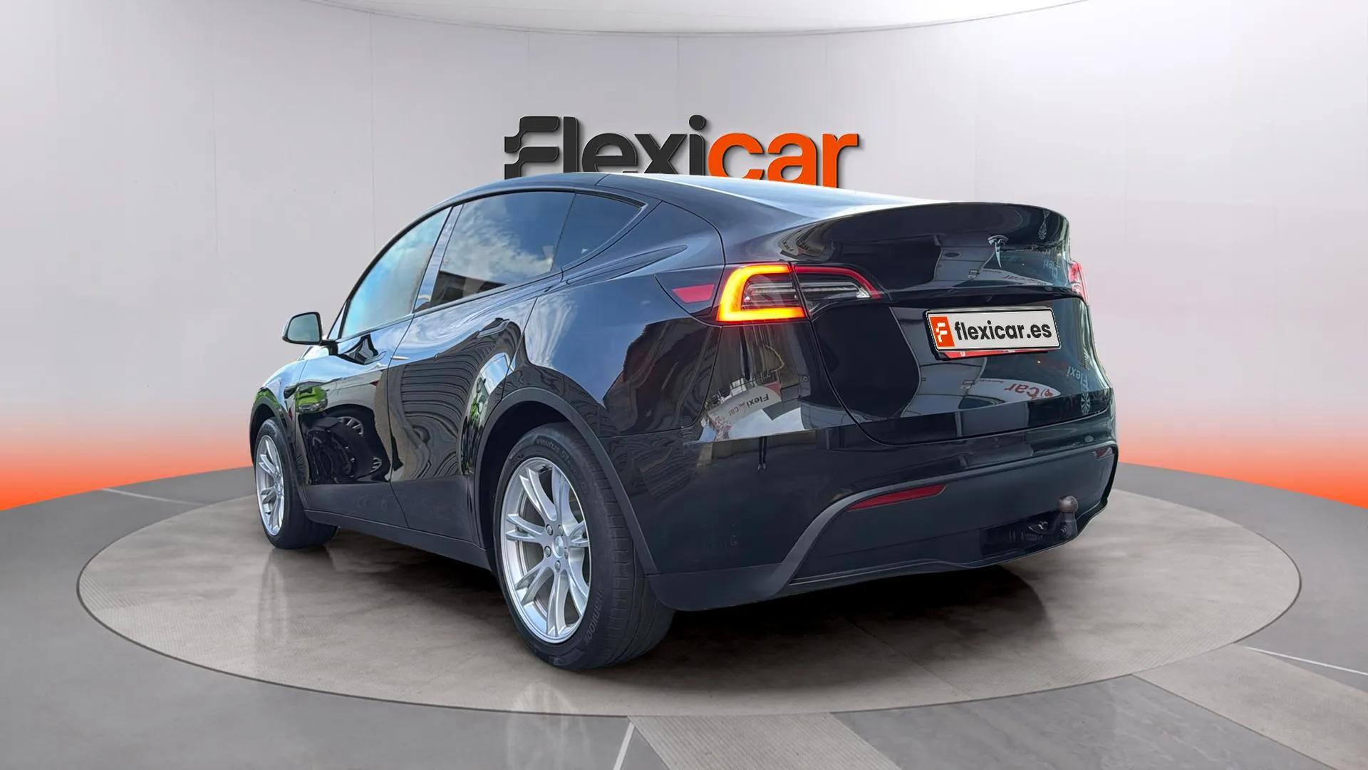 Tesla Model Y Tracción Trasera RWD - foto 5