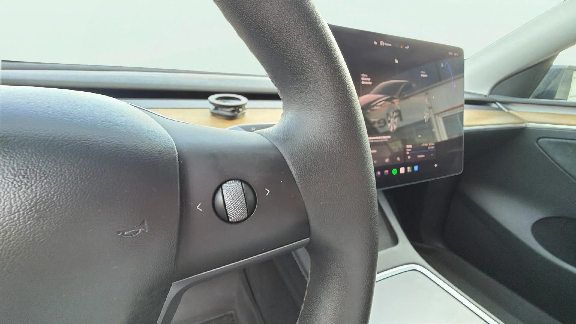 Tesla Model Y Tracción Trasera RWD - foto 19