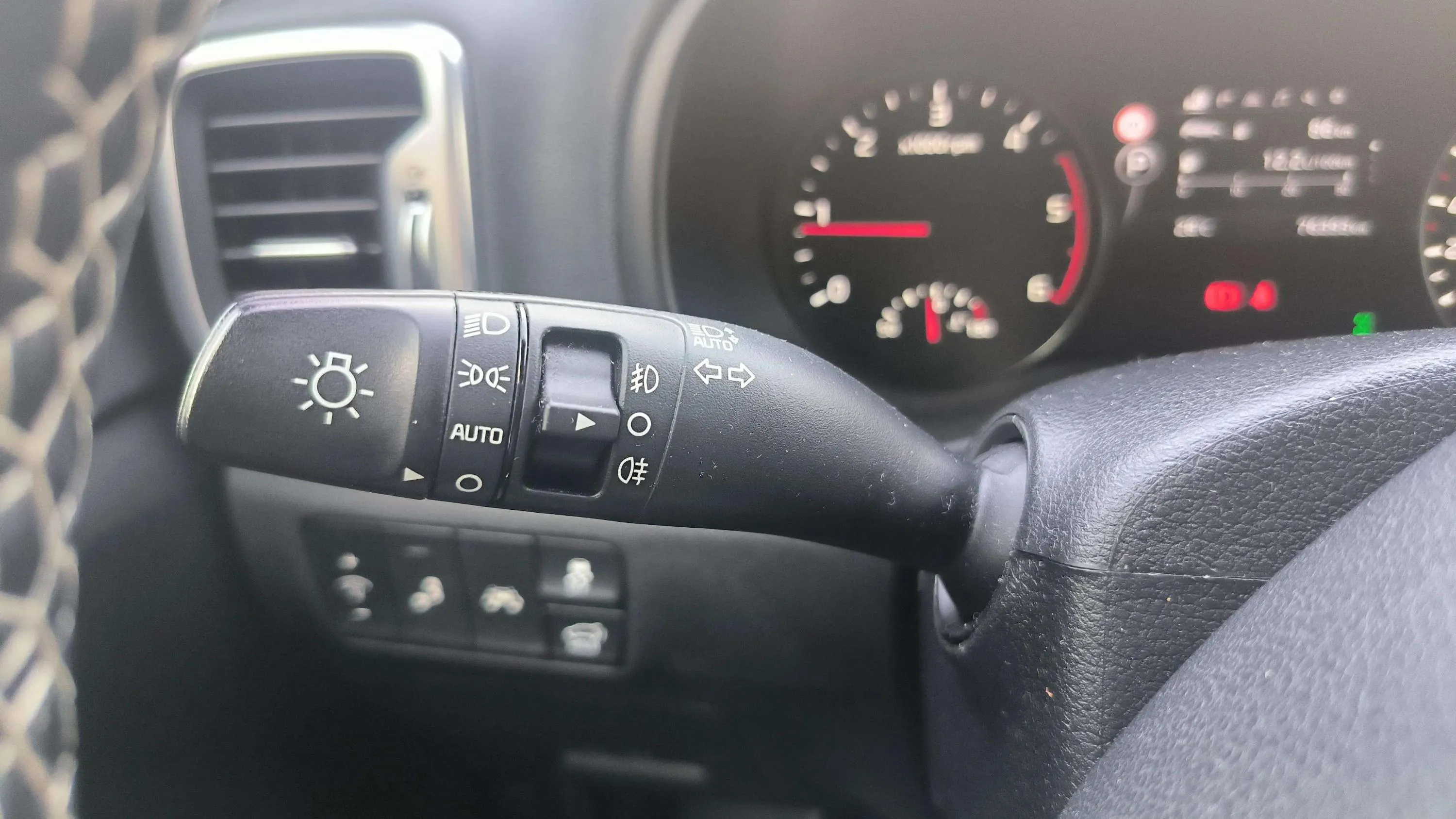 Kia Sportage 2.0 CRDi VGT GT Line 4x4 - foto 17