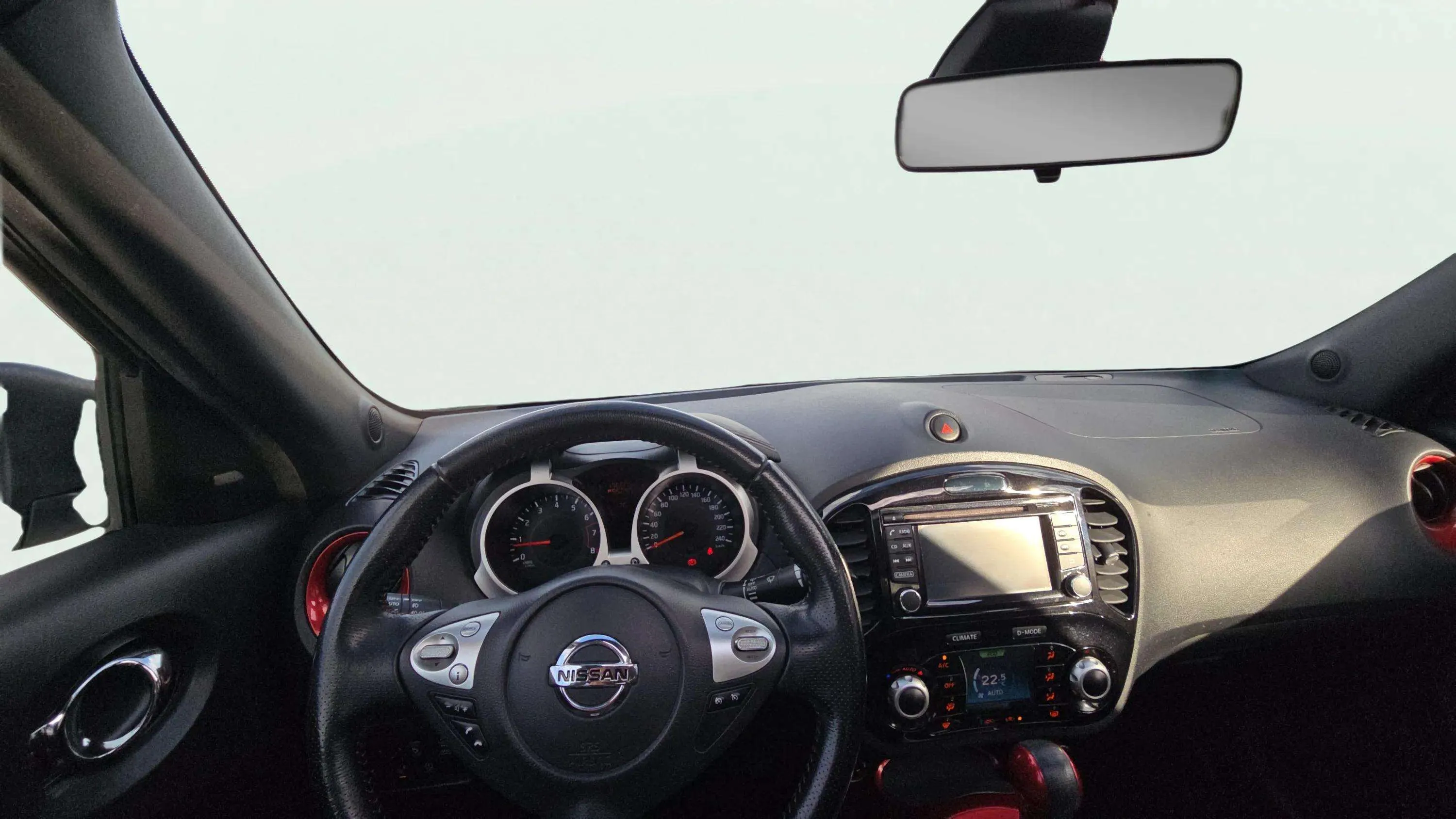Nissan Juke 1.6 DIG-T Xtron 4x4 Tekna - foto 17