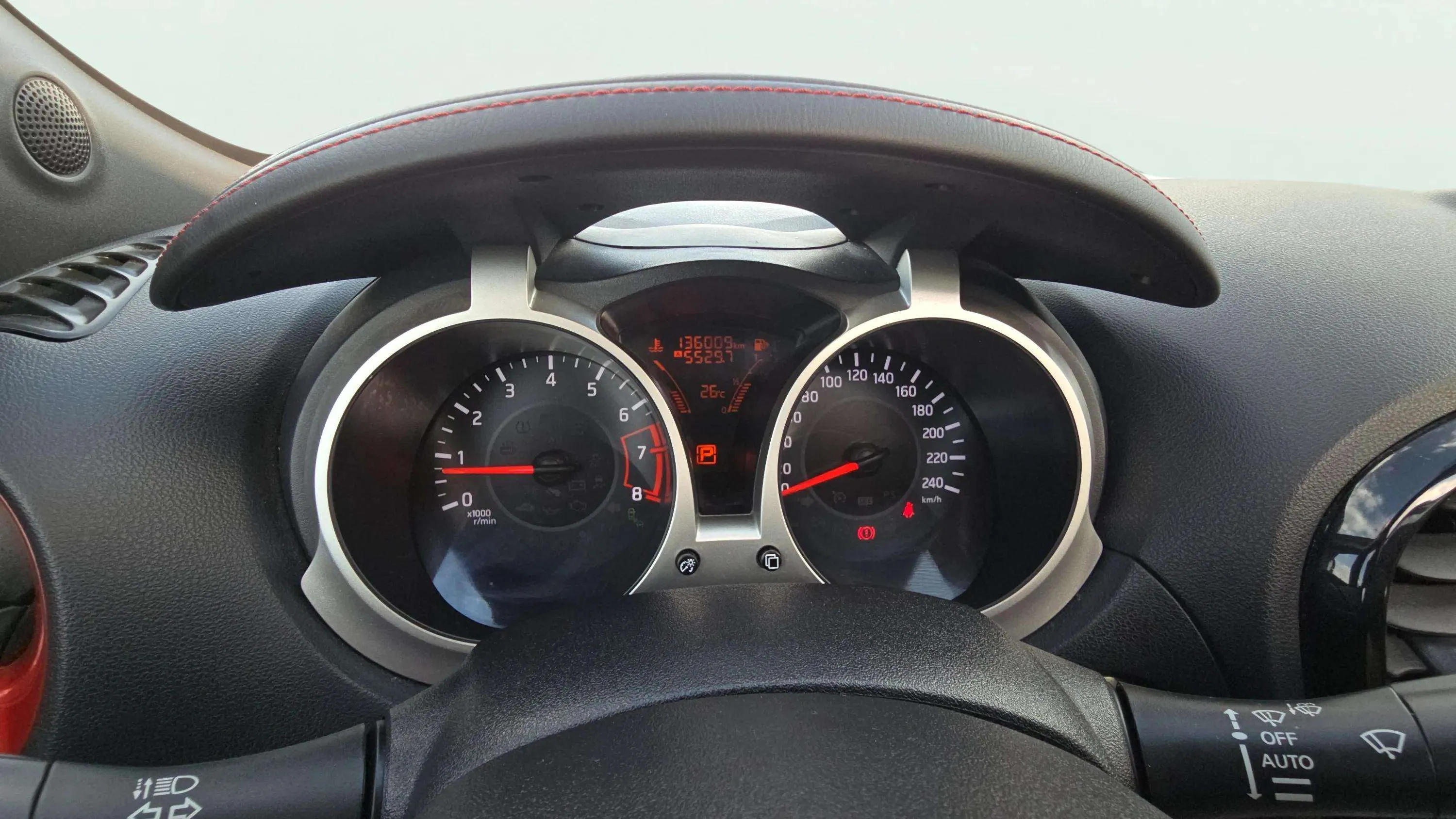 Nissan Juke 1.6 DIG-T Xtron 4x4 Tekna - foto 13