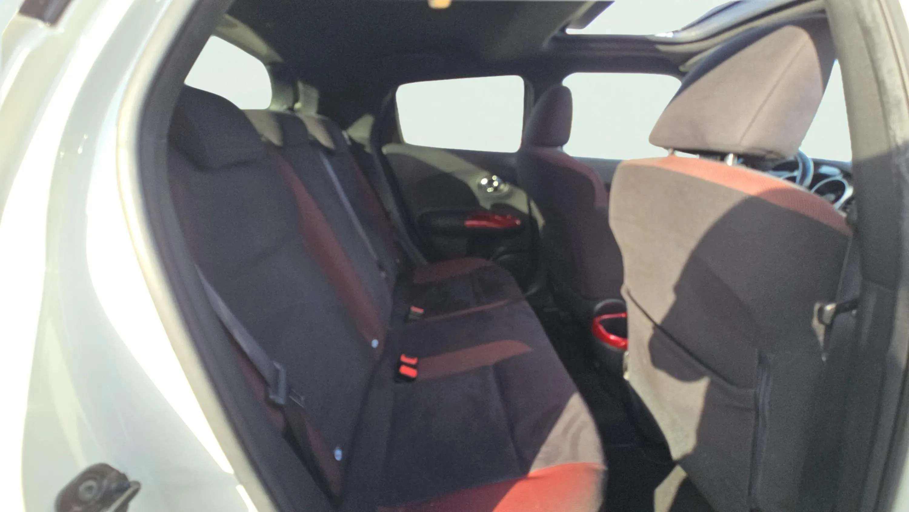 Nissan Juke 1.6 DIG-T Xtron 4x4 Tekna - foto 15
