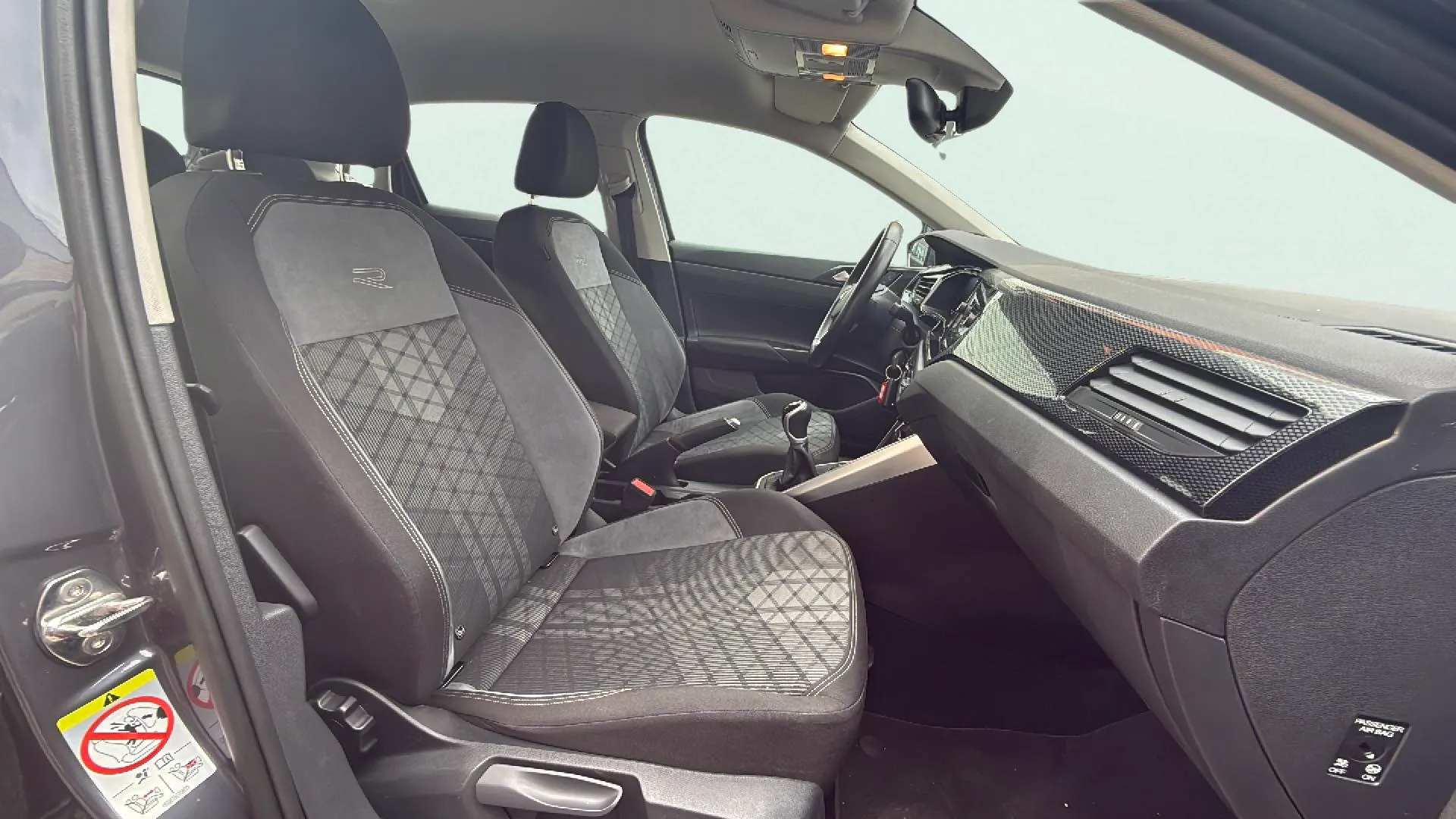 Volkswagen Polo "Más" 1.0 TSI - foto 17