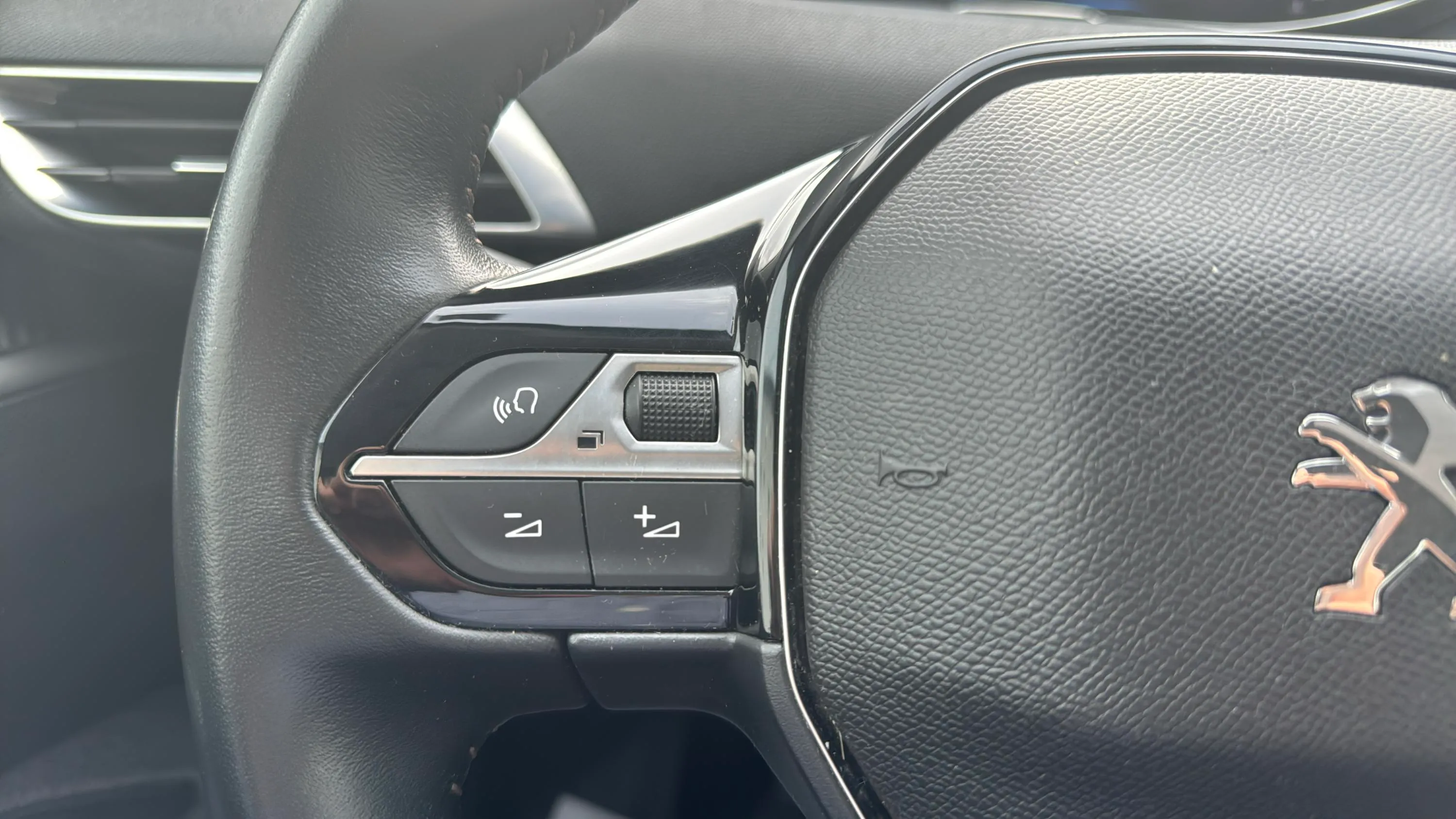 Peugeot 5008 1.2 PureTech Active - foto 18