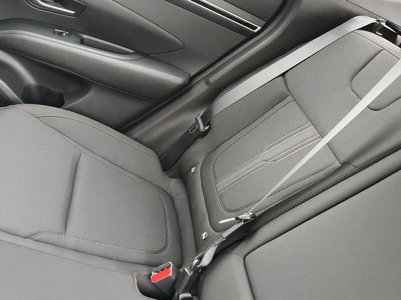 Hyundai Tucson 1.6 T-GDi HEV Maxx Sky - foto 32