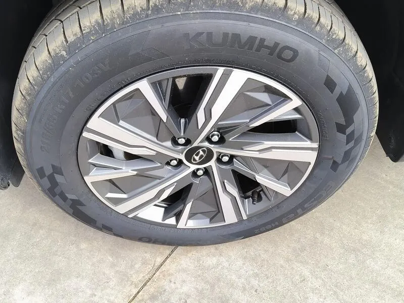 Hyundai Tucson 1.6 T-GDi HEV Maxx Sky - foto 45