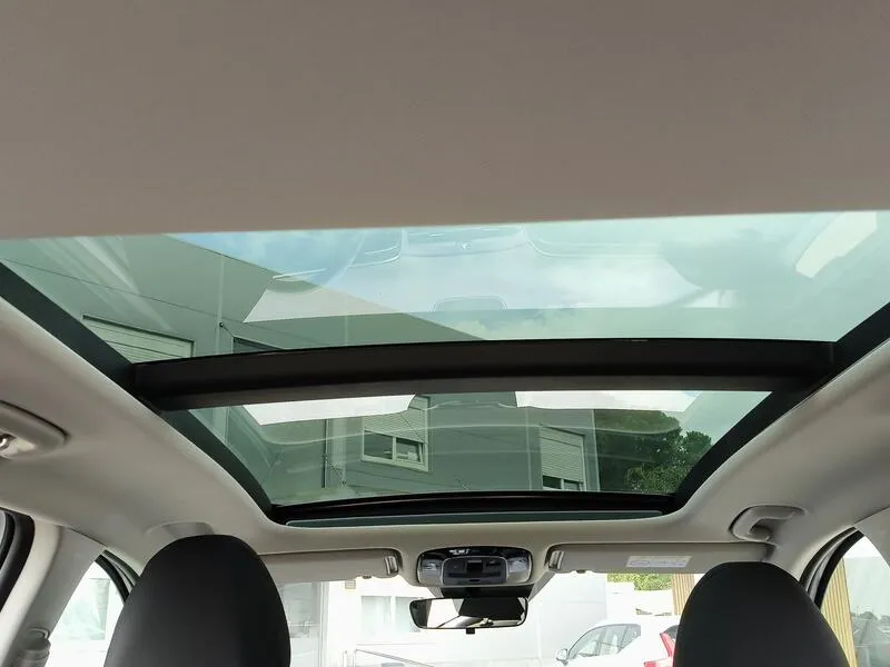 Hyundai Tucson 1.6 T-GDi HEV Maxx Sky - foto 37