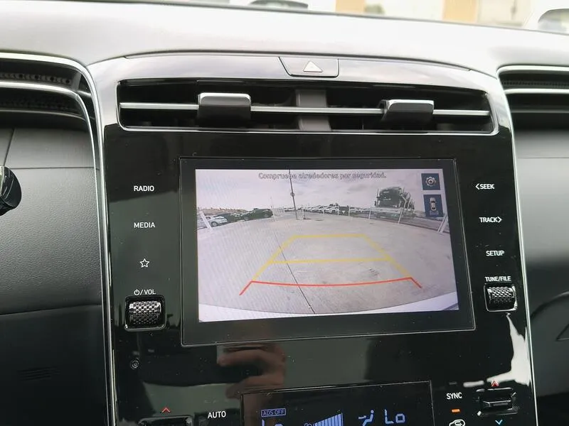 Hyundai Tucson 1.6 T-GDi HEV Maxx Sky - foto 47