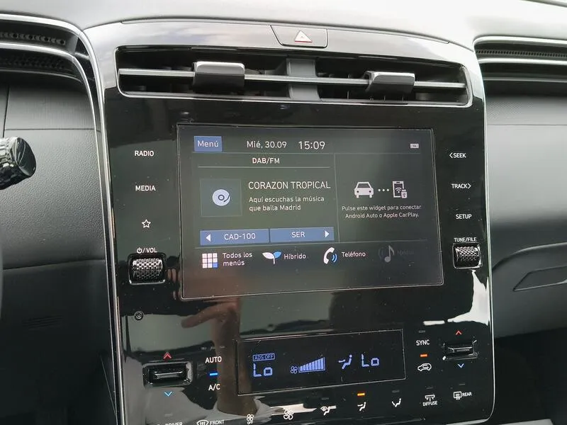 Hyundai Tucson 1.6 T-GDi HEV Maxx Sky - foto 11