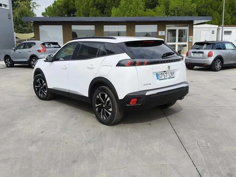 Peugeot 2008 Allure Pack BlueHDi (AC) - foto 4