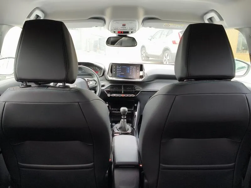 Peugeot 2008 Allure Pack BlueHDi (AC) - foto 37
