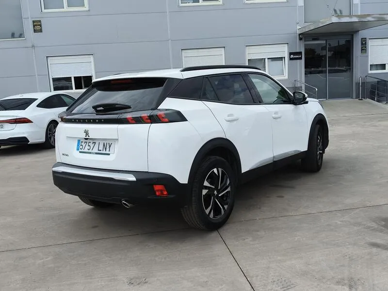 Peugeot 2008 Allure Pack BlueHDi (AC) - foto 6
