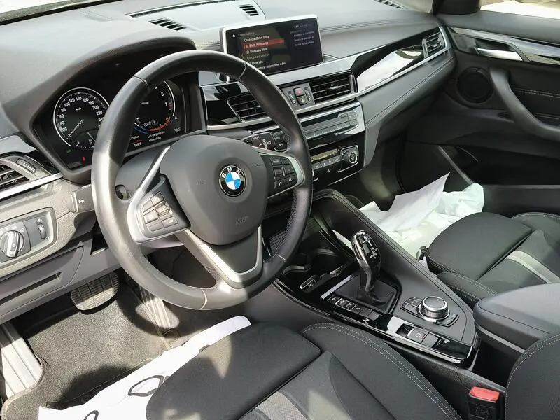 BMW X2 sDrive 18i - foto 10