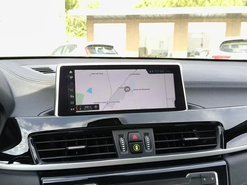 BMW X2 sDrive 18i - foto 16