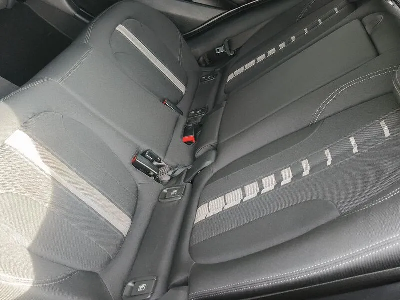 BMW X2 sDrive 18i - foto 34