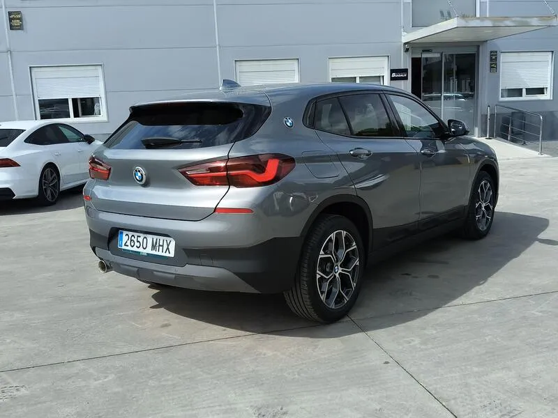 BMW X2 sDrive 18i - foto 6