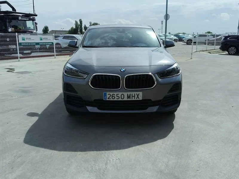 BMW X2 sDrive 18i - foto 9