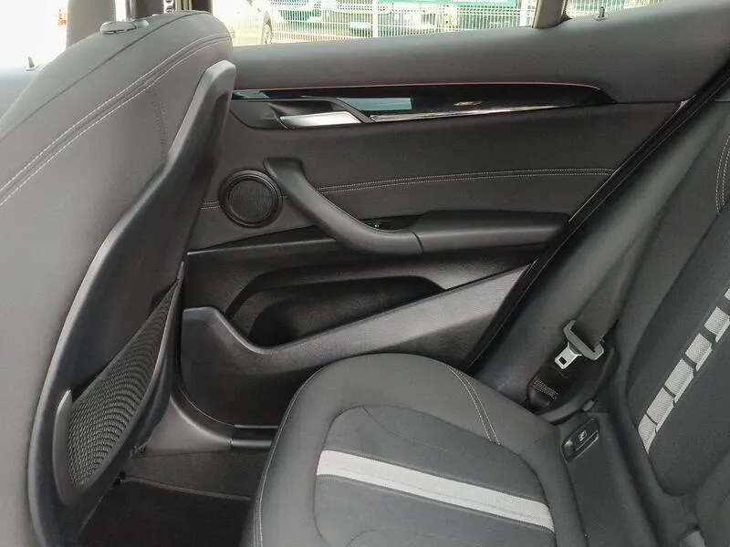 BMW X2 sDrive 18i - foto 32