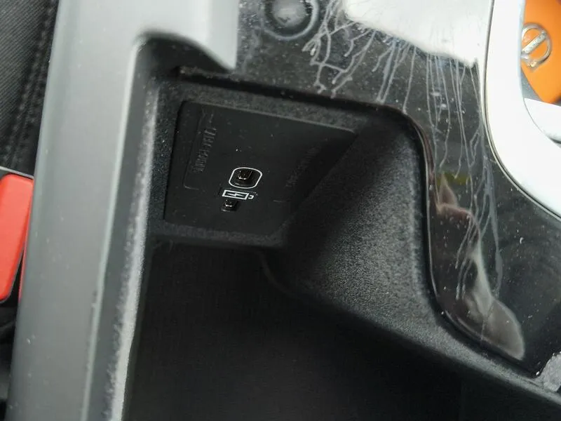 Volvo XC60 2.0 B4 D Core - foto 15
