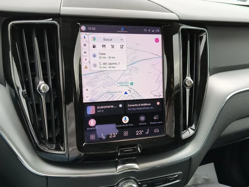 Volvo XC60 2.0 B4 D Core - foto 11