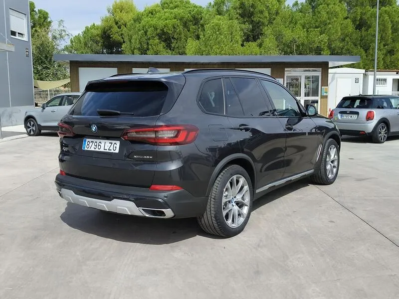 BMW X5 xDrive 45e - foto 6