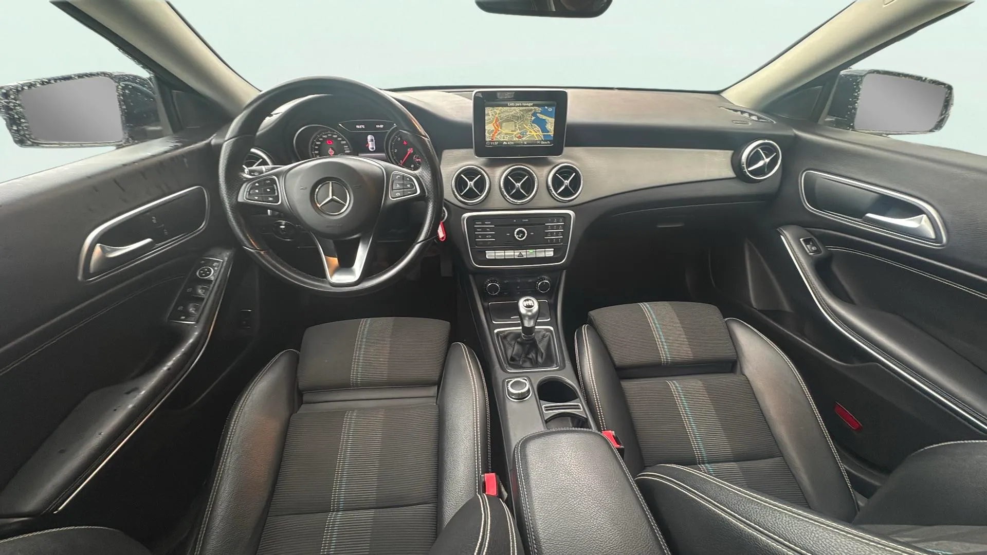 Mercedes-Benz CLA 200 d - foto 10