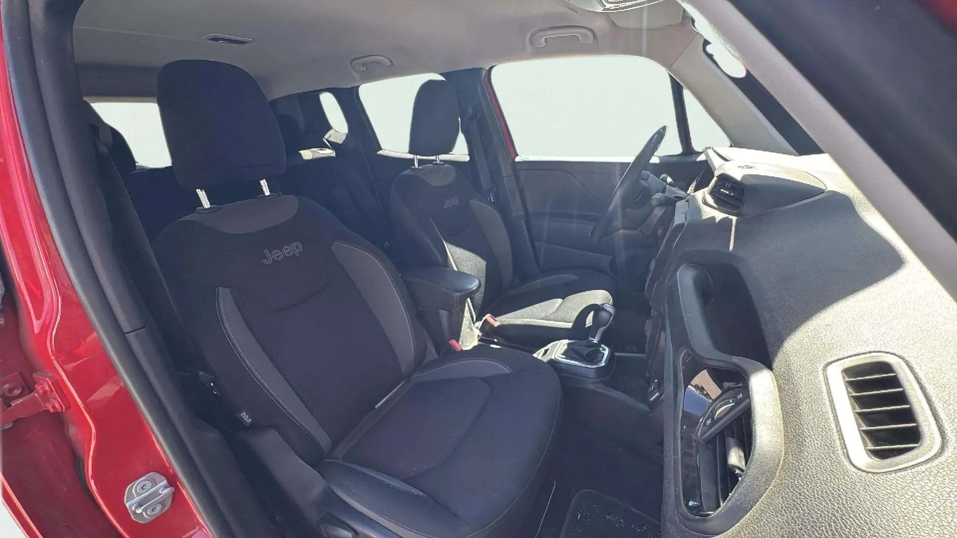 Jeep Renegade eHybrid 1.5 Limited ATX - foto 15