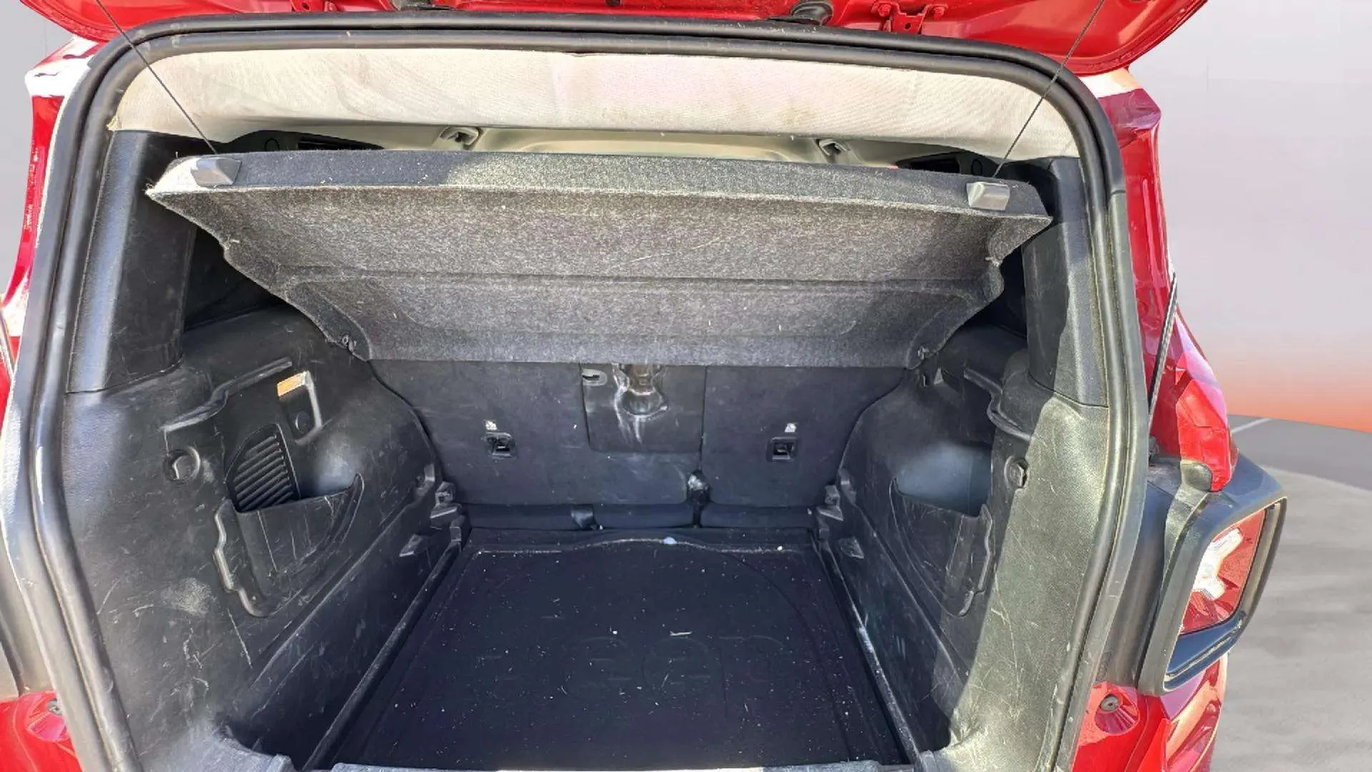 Jeep Renegade eHybrid 1.5 Limited ATX - foto 16
