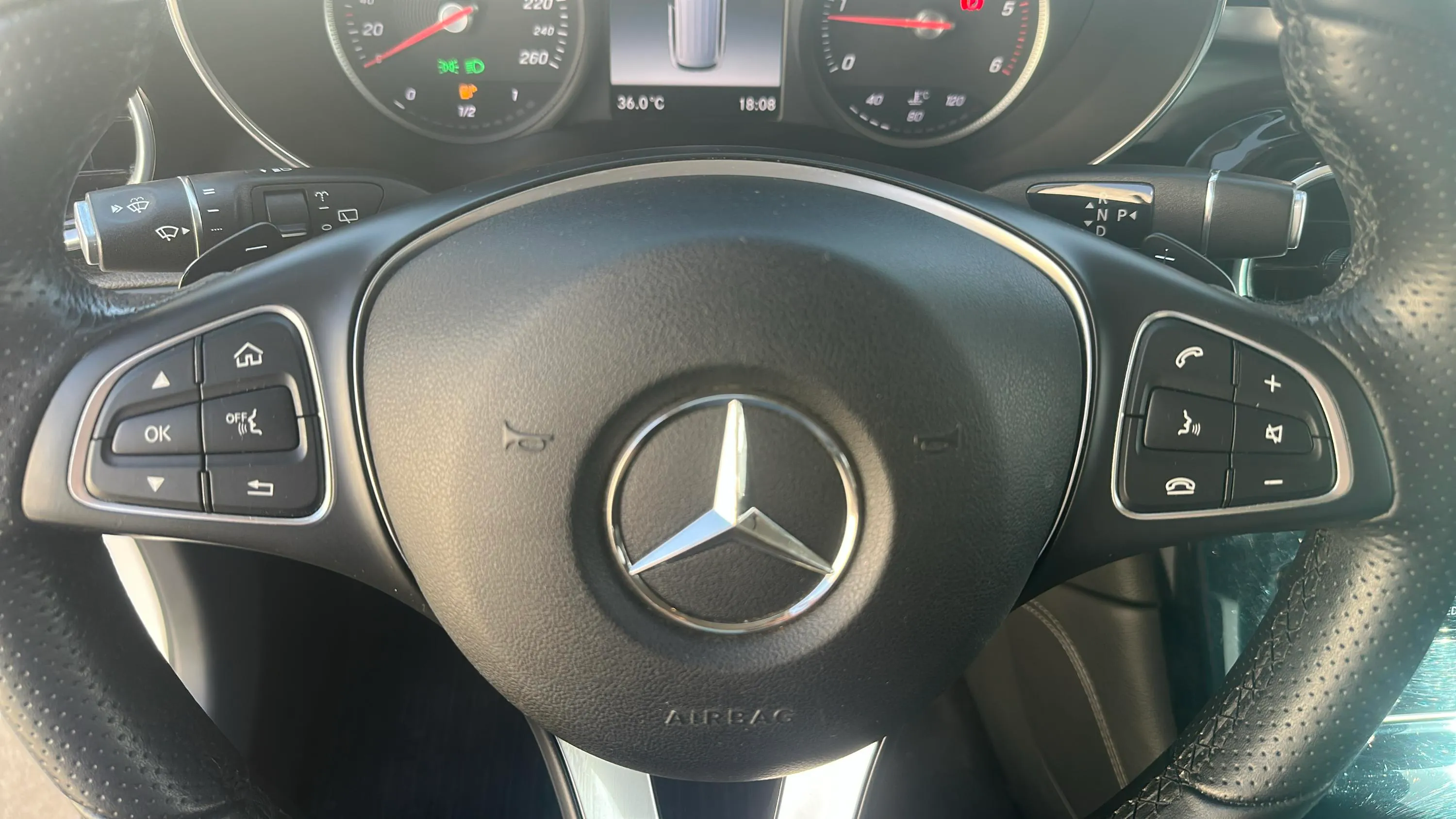 Mercedes-Benz GLC 250 d 4MATIC - foto 18