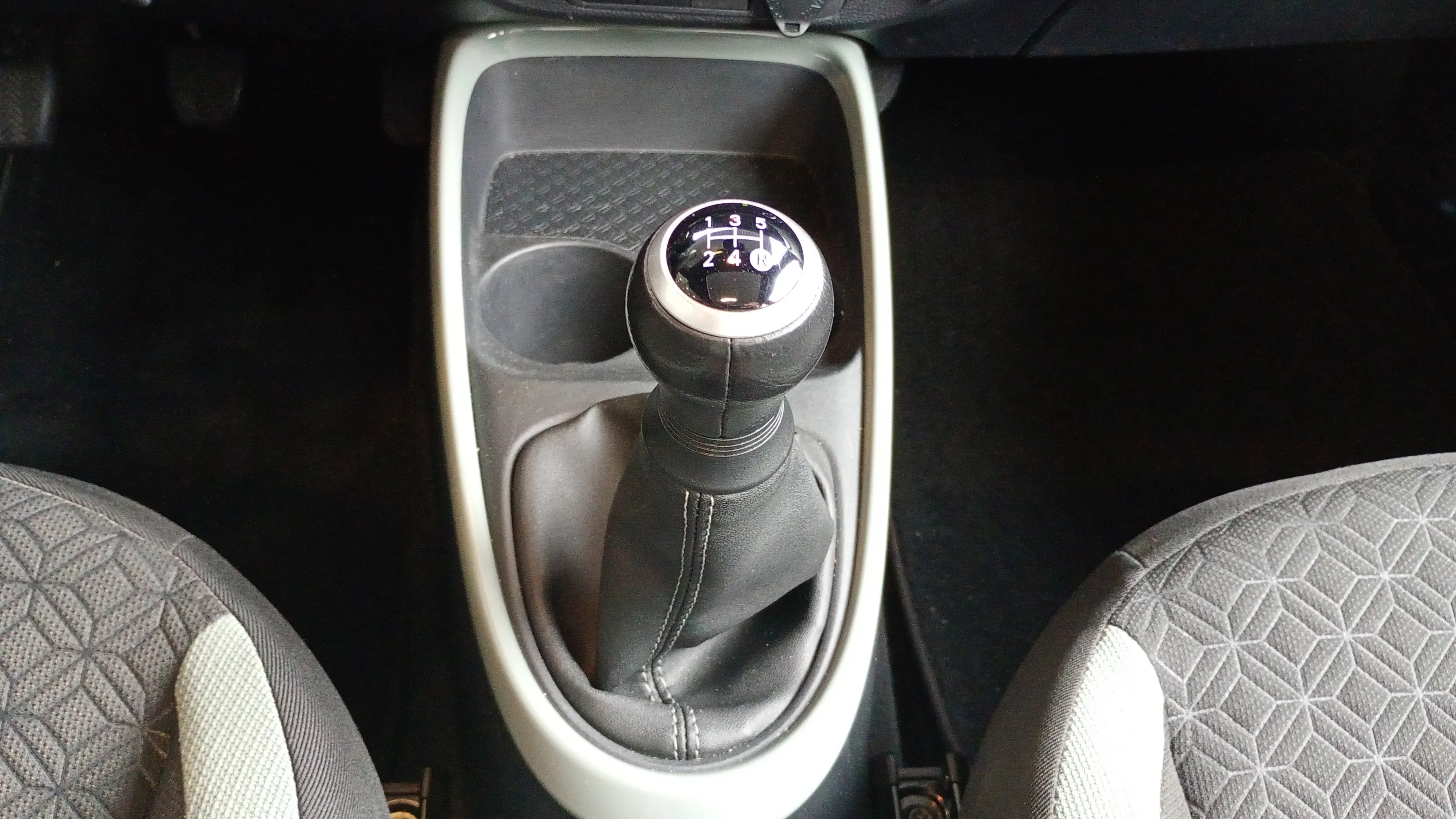 Toyota Aygo X 1.0 VVT-I Like - foto 16