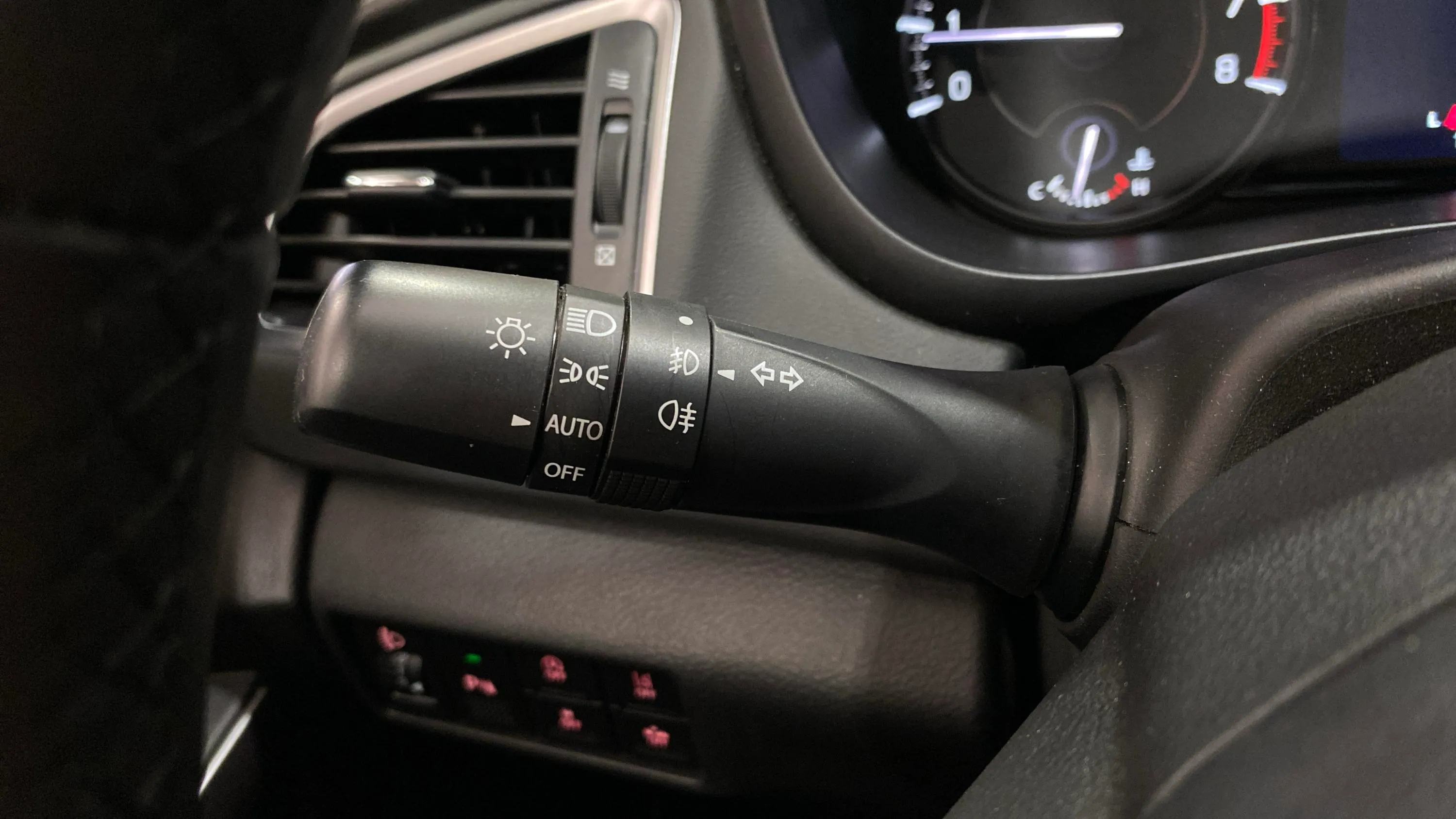 Suzuki S-Cross 1.4T S3 4WD Mild Hybrid - foto 21