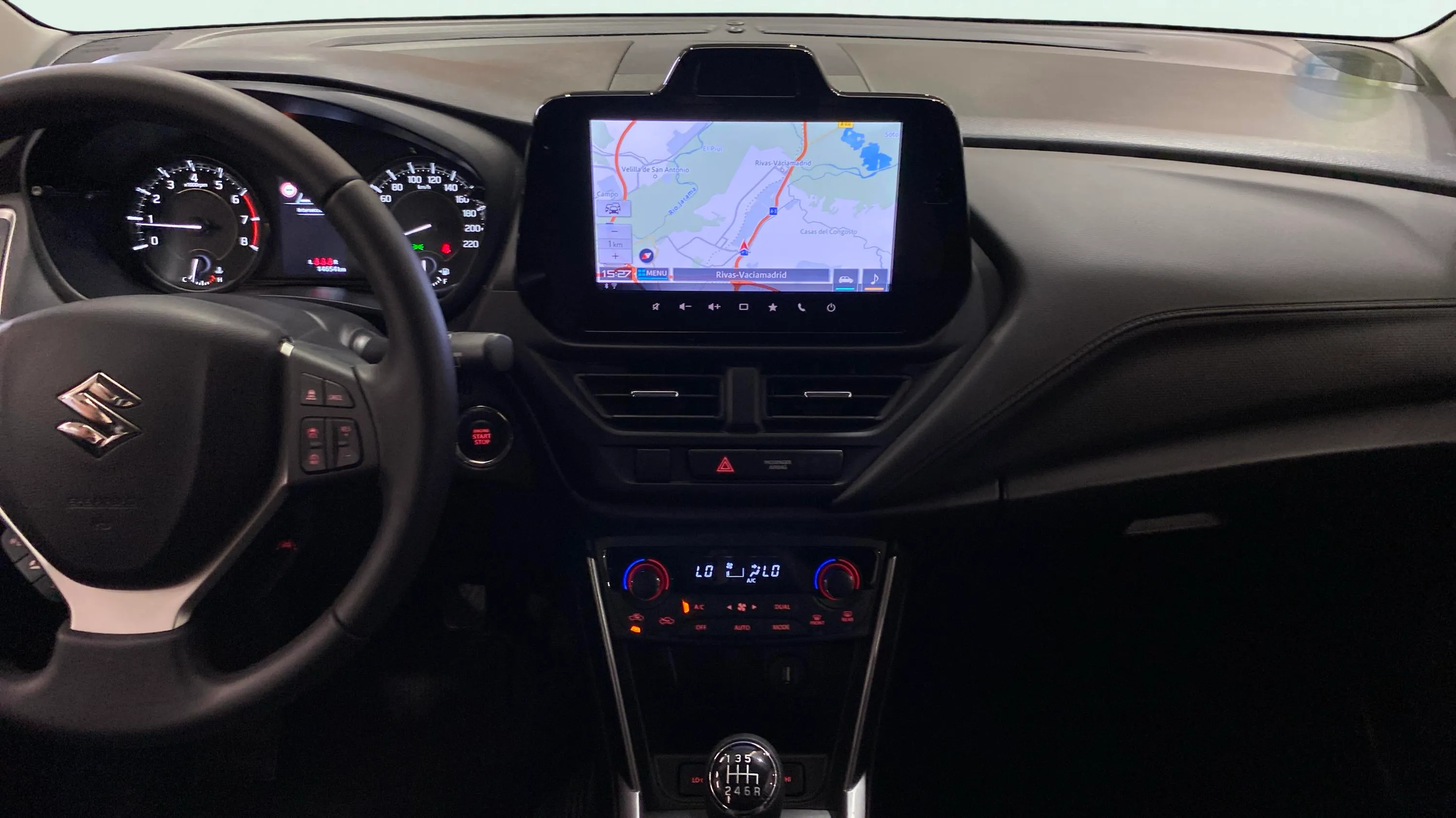 Suzuki S-Cross 1.4T S3 4WD Mild Hybrid - foto 26