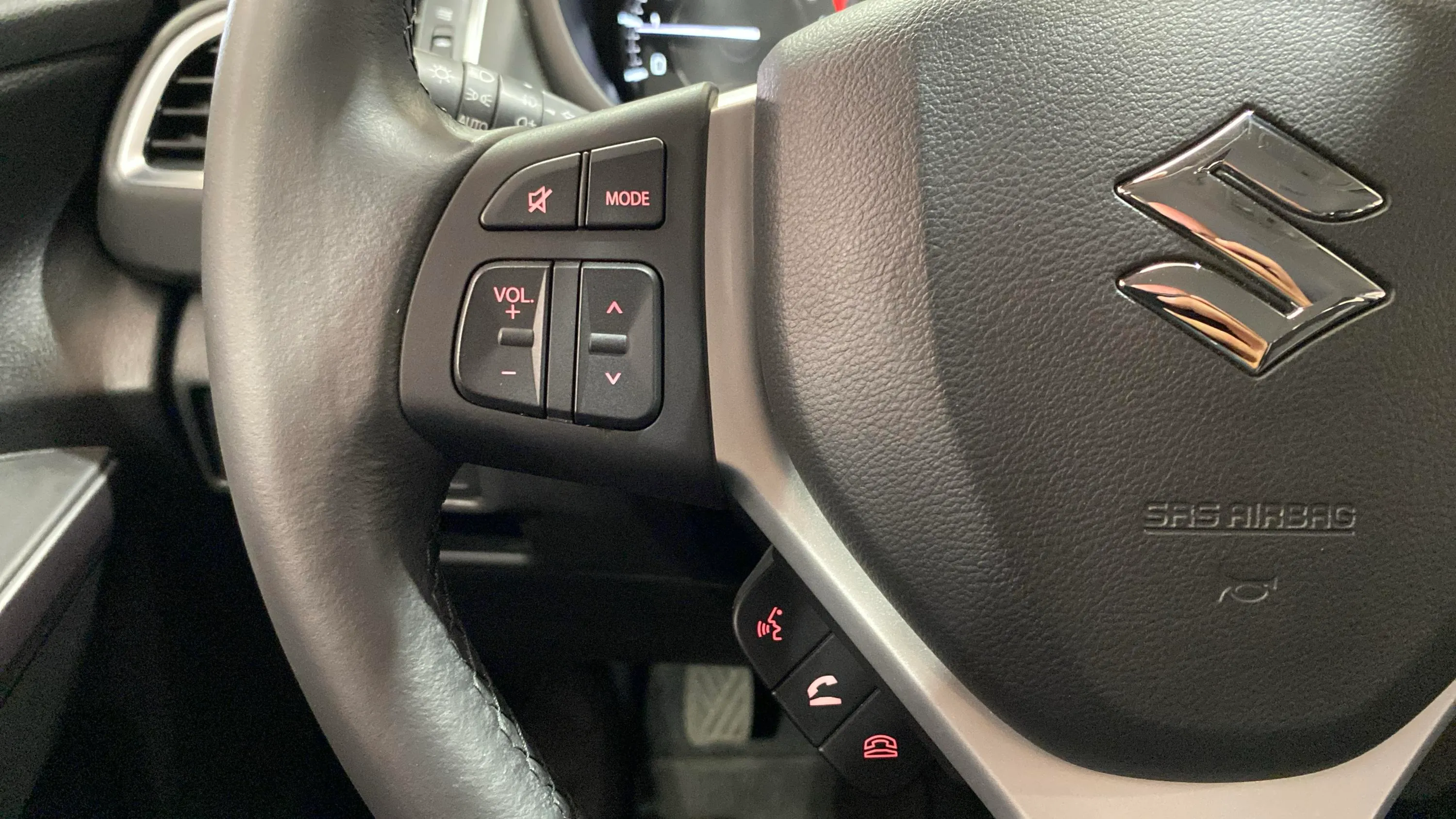 Suzuki S-Cross 1.4T S3 4WD Mild Hybrid - foto 19