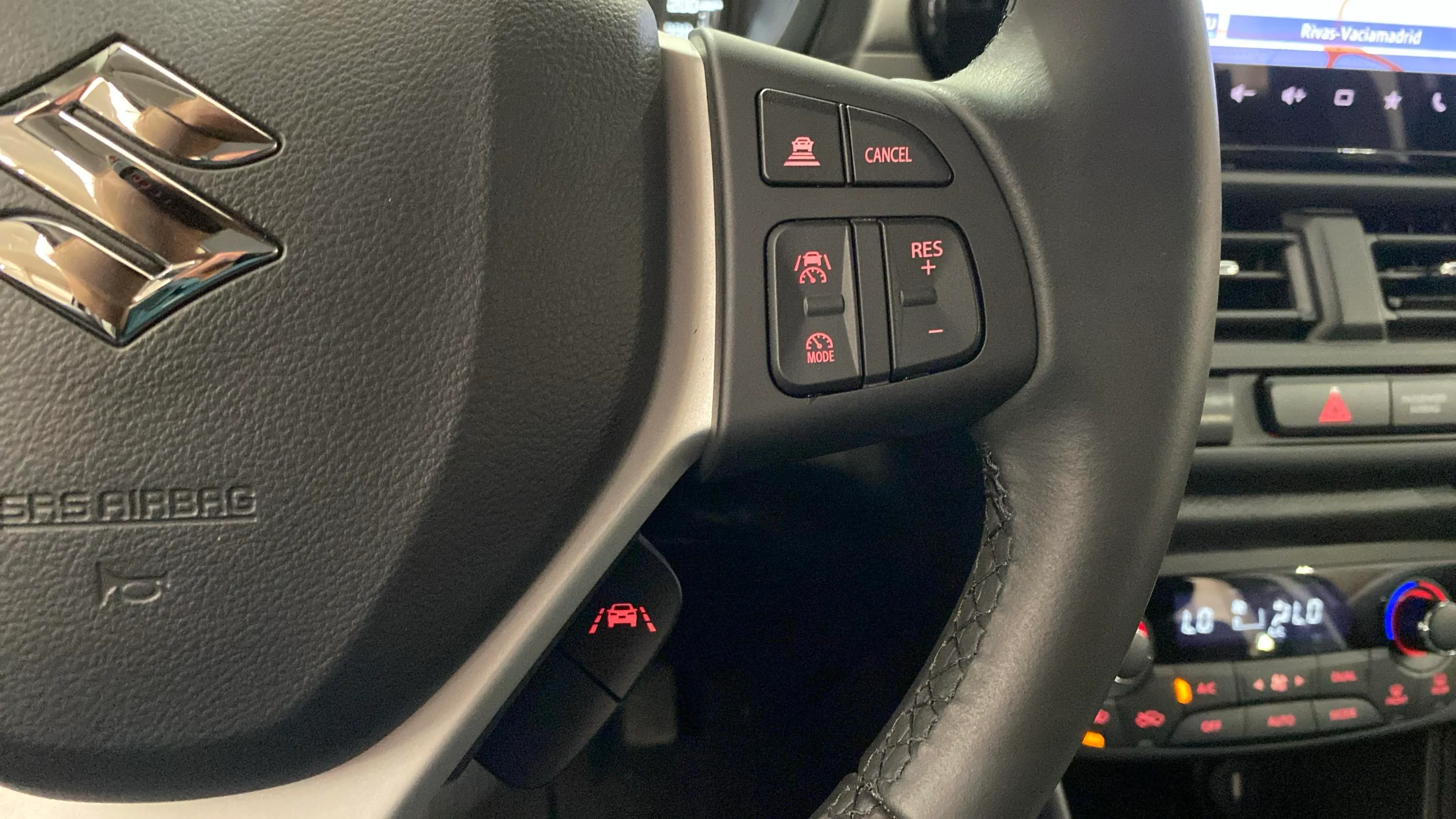 Suzuki S-Cross 1.4T S3 4WD Mild Hybrid - foto 20