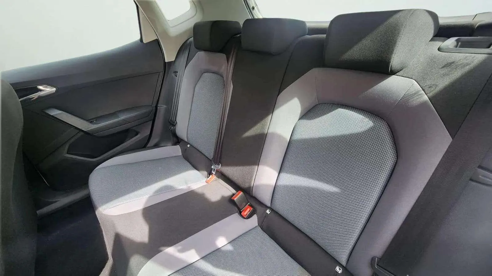SEAT Arona 1.0 TSI Style Ecomotive - foto 21
