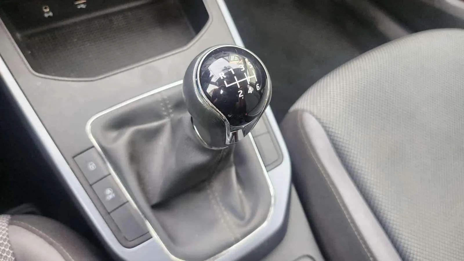 SEAT Arona 1.0 TSI Style Ecomotive - foto 18