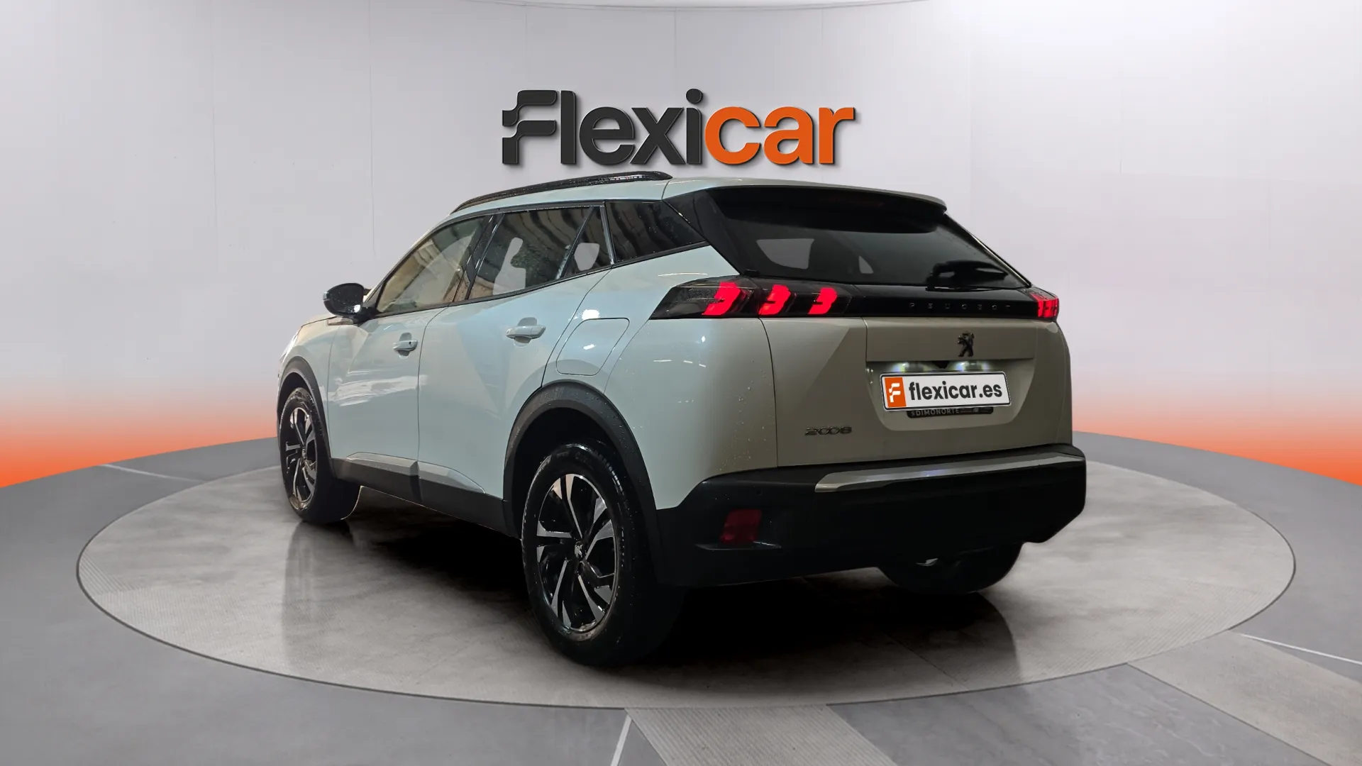 Peugeot 2008 Allure Pack PureTech 100 BVM6 - foto 3