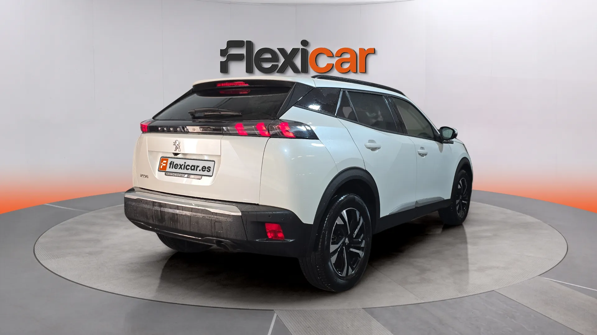Peugeot 2008 Allure Pack PureTech 100 BVM6 - foto 4