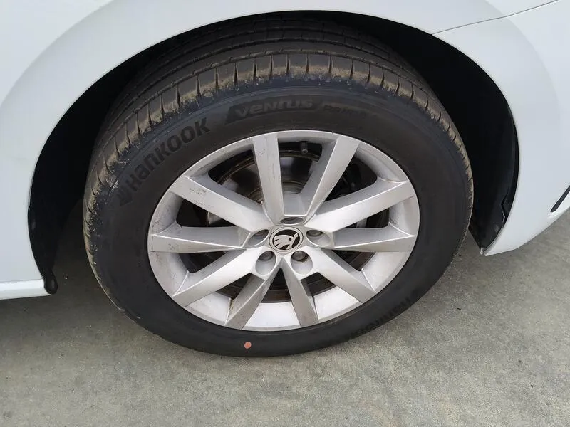 Škoda Scala 1.0 TGI Active - foto 39
