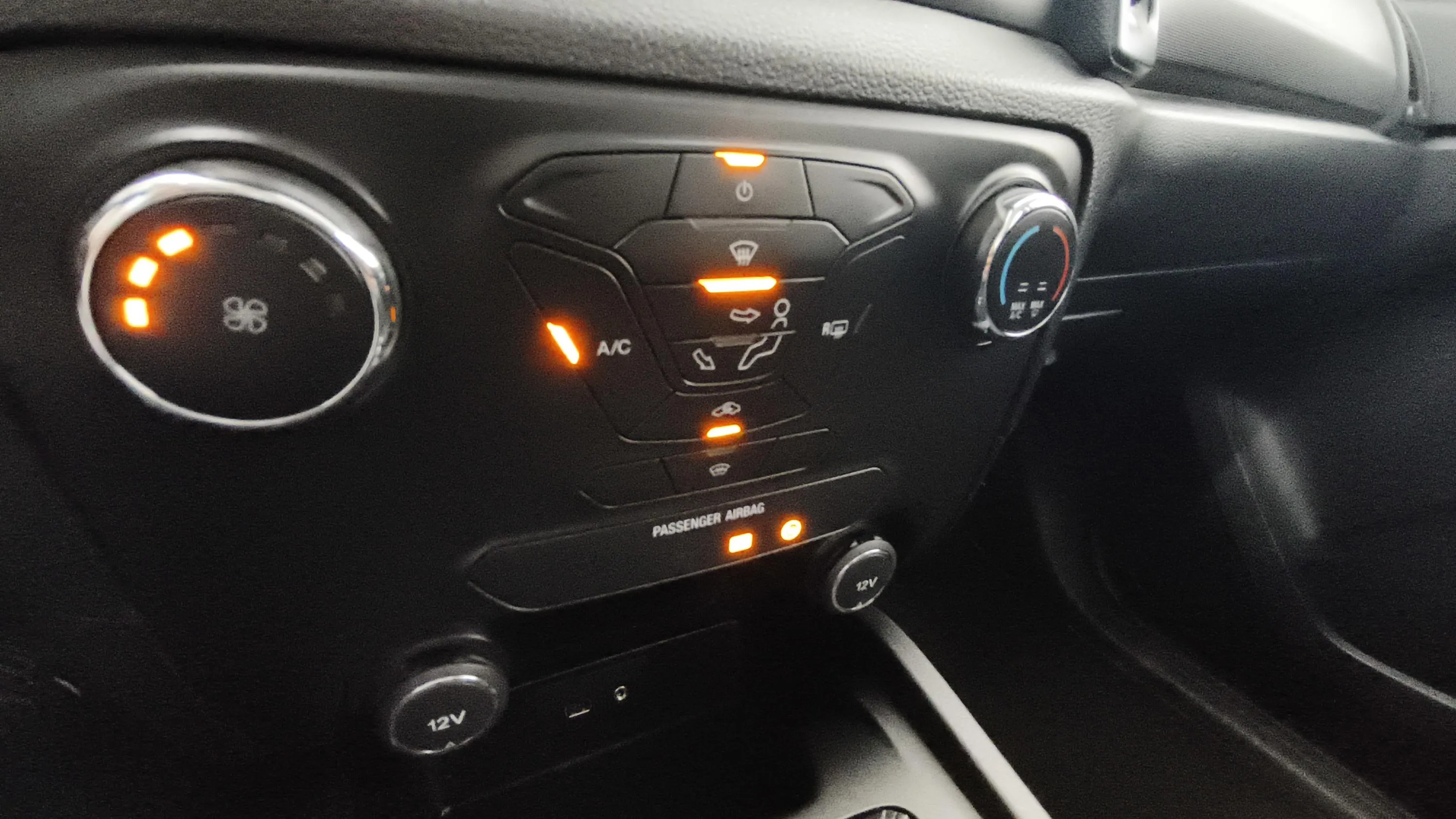 Ford Ranger 2.0 EcoBoost 4x4 Dob Cabina Limited - foto 17