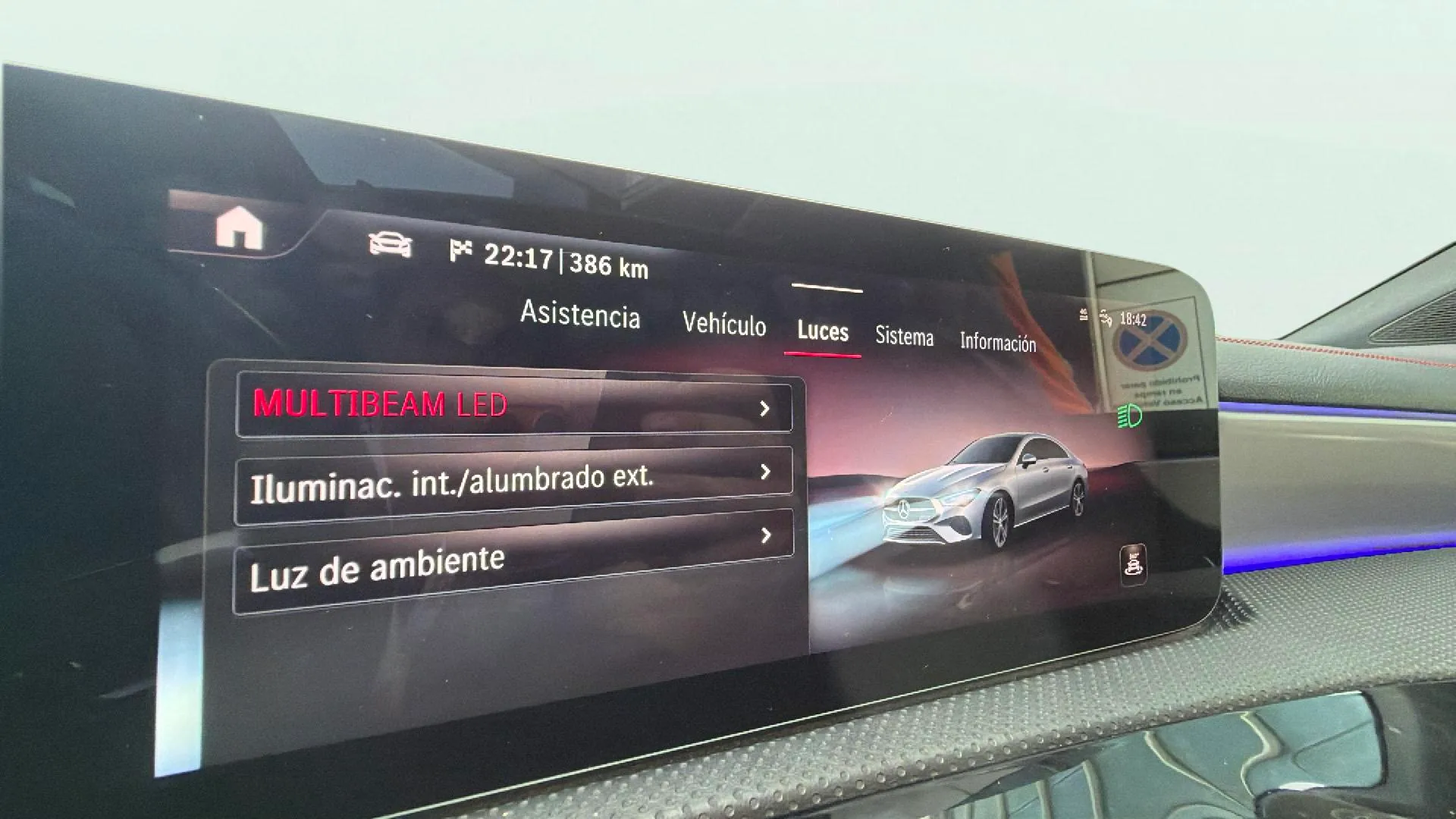 Mercedes-Benz CLA 200 D DCT - foto 28