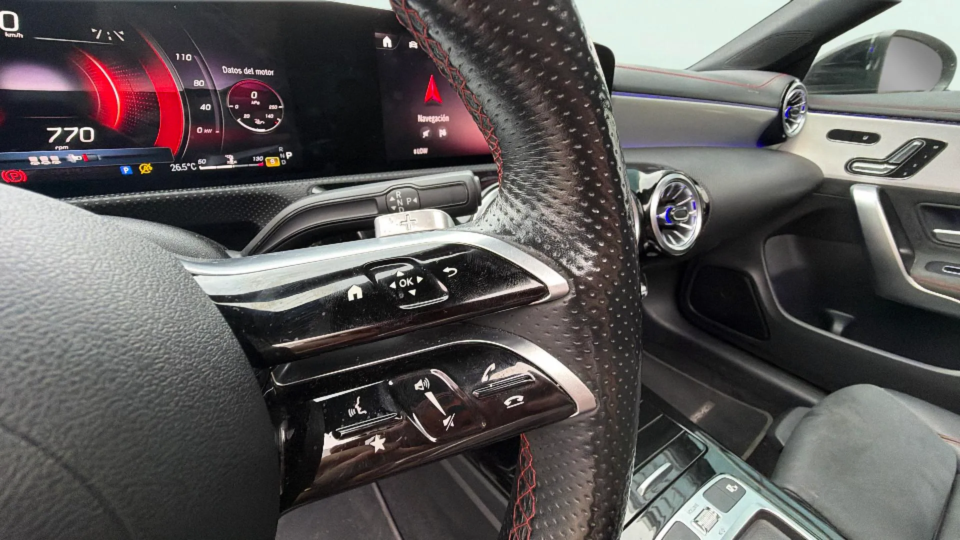 Mercedes-Benz CLA 200 D DCT - foto 18